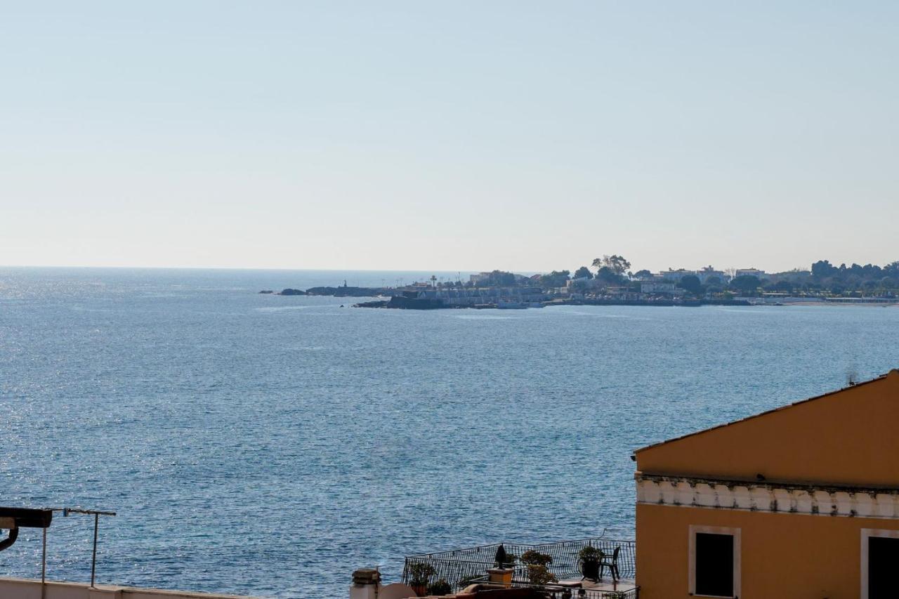 Casetta Bella Vista Apartment Giardini Naxos Exterior photo